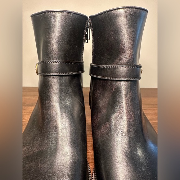 AUTHENTIC VINTAGE Gucci black buckle boots *never worn* - Picture 7 of 8
